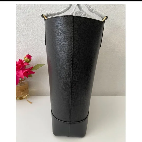 NEW Michael Kors Kelli Tote - Picture 7 of 9